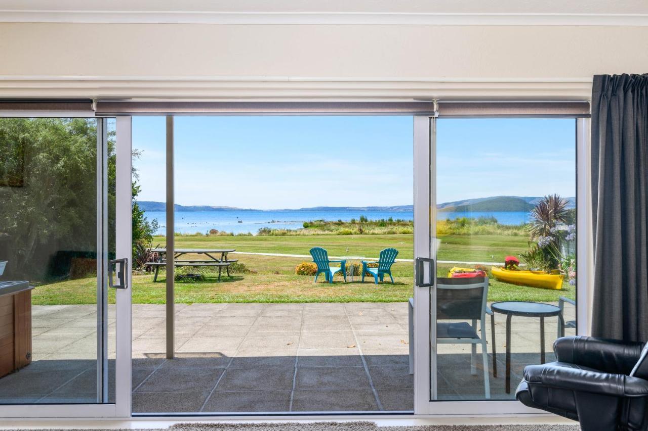 Ngongotaha Lakeside Lodge Bagian luar foto